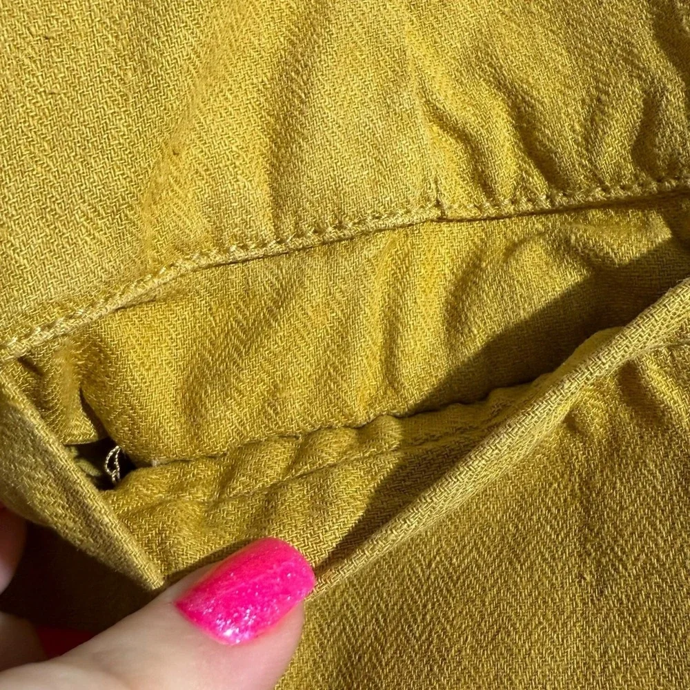 Daughters of the Liberation‎ linen blend paperbag shorts - Size 4